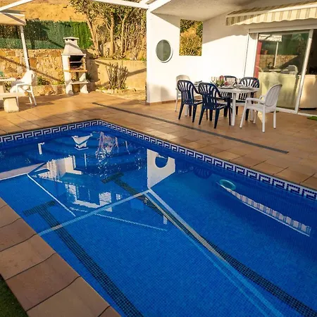 Natura Frente Al Mar Piscina Barbacoa Aire Acondicionado Villa *